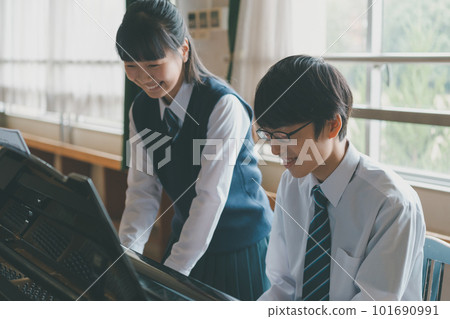 piano, pianoforte, pianos 101690991