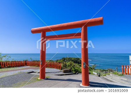 "Kagoshima Prefecture" Ryugu Shrine (Nagasaki nose) 101691009