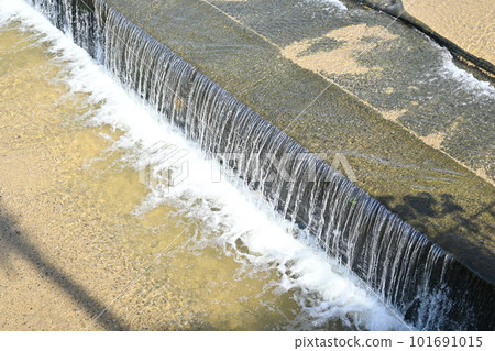 Scenery with water 101691015