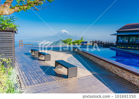 (Shizuoka Prefecture) Izu Panorama Park Mt. Fuji in spring beyond Midori Terrace (Shizuoka Prefecture) Izu Panorama Park Mt. Fuji in spring beyond Midori Terrace 101691350