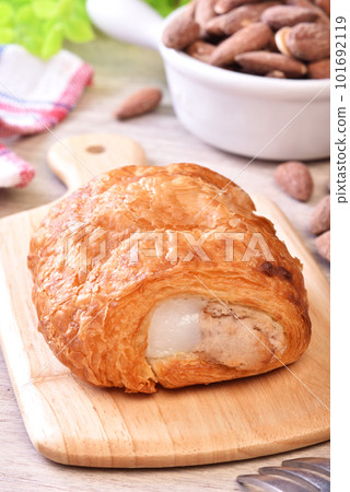 Taro mochi pastry 101692119