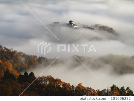 在天空Echizen小野城堡的城堡 101696222