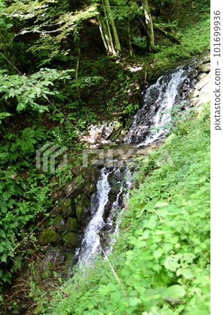 Flow of Ezawa River stone masonry dam Flow of Ezawa River stone masonry dam 101699936