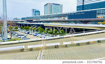 新大阪站和旋轉的全景 新大阪站和旋轉的全景 101700782