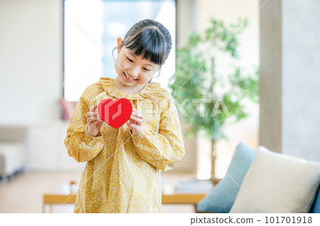 A girl with a heart 101701918