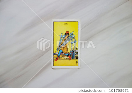 塔羅牌劍7 塔羅牌劍7 101708971