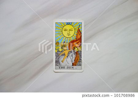 塔羅牌太陽 塔羅牌太陽 101708986