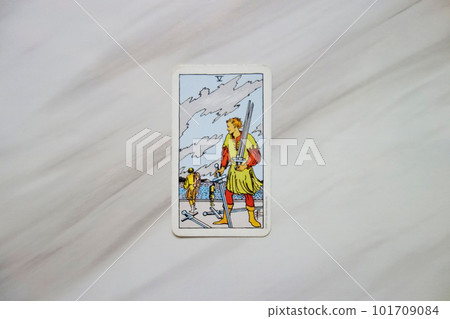 塔羅牌劍5 塔羅牌劍5 101709084