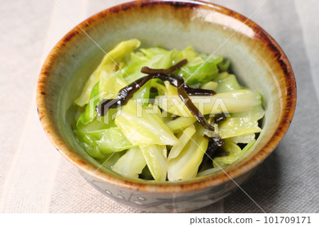 鹹海帶白菜 101709171