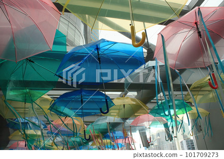 五顏六色的傘 101709273