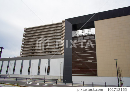 New Isahaya Station with the opening of the Nishikyushu Shinkansen New Isahaya Station with the opening of the Nishikyushu Shinkansen 101712163