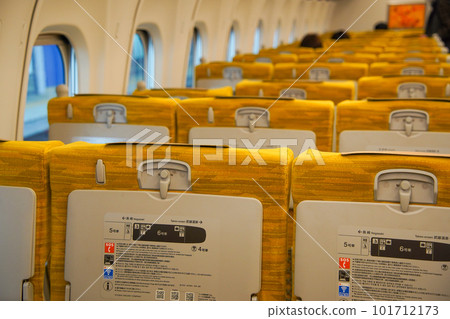 Seats and facilities on the Nishikyushu Shinkansen, where you transfer on the Relay Kamome Seats and facilities on the Nishikyushu Shinkansen, where you transfer on the Relay Kamome 101712173