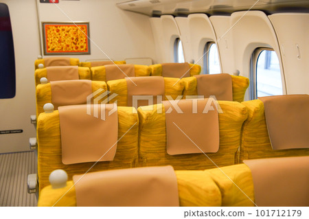 Seats and facilities on the Nishikyushu Shinkansen, where you transfer on the Relay Kamome Seats and facilities on the Nishikyushu Shinkansen, where you transfer on the Relay Kamome 101712179