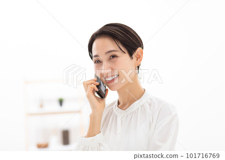 淺談智能手機的女人 101716769