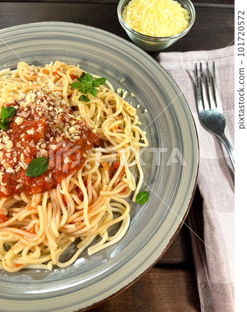 Spaghetti Bolognese pasta with tomato sauce and meat Spaghetti Bolognese pasta with tomato sauce and meat 101720572