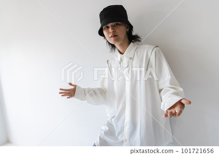 man expressing himself man expressing himself 101721656