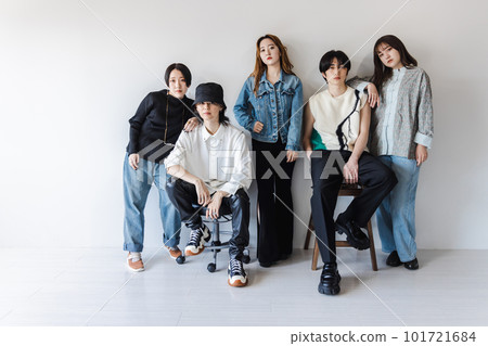 A unique group of men and women from Gen Z A unique group of men and women from Gen Z 101721684
