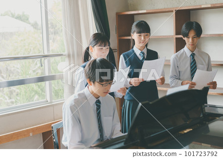 鋼琴 男生 男 101723792