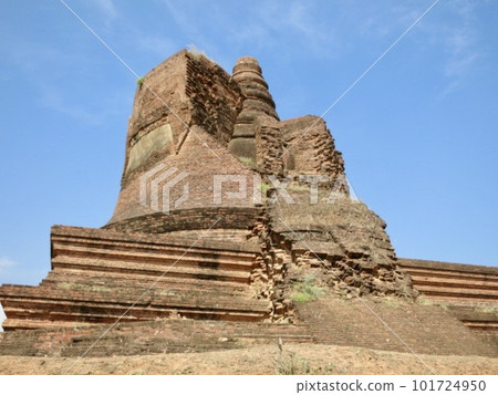 緬甸曼德勒郊外的佛教遺址 緬甸曼德勒郊外的佛教遺址 101724950