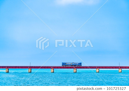 Kyoto Tango Railway Train crossing the Yuragawa Bridge ~Tango Aomatsu-go~ 101725327