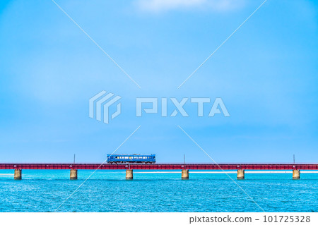 Kyoto Tango Railway Train crossing the Yuragawa Bridge ~Tango Aomatsu-go~ 101725328