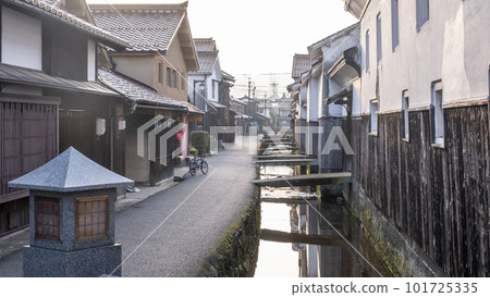 Shirakabe storehouses at dawn Kurayoshi city rental cycle image 101725335