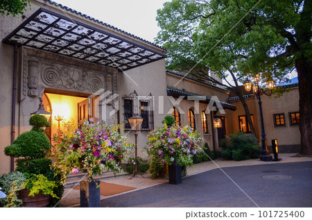 Former Ogasawara Earl's Residence, where wedding parties are held in Shinjuku, Tokyo 101725400