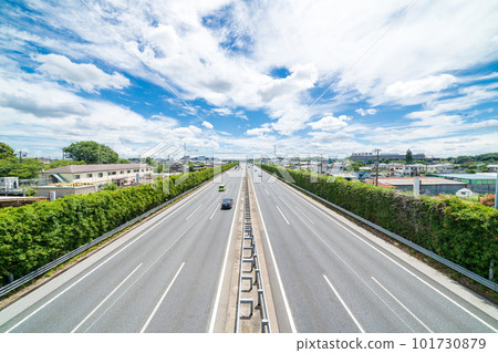 “埼玉縣”東北高速公路,浦和附近的風景 “埼玉縣”東北高速公路,浦和附近的風景 101730879
