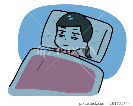 穿著睡衣在床上睡不著的年輕女子(上半身) 穿著睡衣在床上睡不著的年輕女子(上半身) 101731744