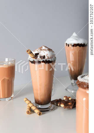 Tasty fresh summer dessert - delicious chocolate milkshake 101732107