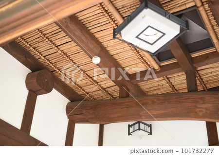 有格子的老民居 101732277