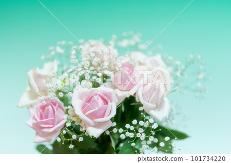 Beautiful pink rose bouquet Beautiful pink rose bouquet 101734220
