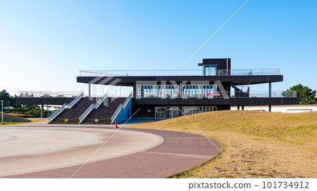 Sunny Observation Deck Funabashi Sanbanze Seaside Park (Funabashi City, Chiba Prefecture) 101734912