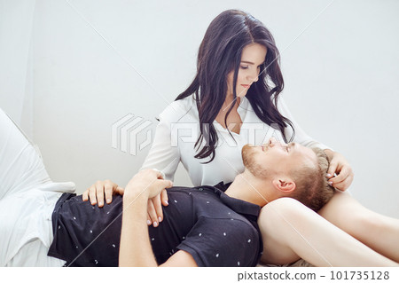 boy and girl in love boy and girl in love 101735128