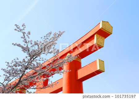 Heian Jingu Shrine Otorii Torii Heian Jingu Otorii Vermillion Heian Jingu Shrine Otorii Torii Heian Jingu Otorii Vermillion 101735197