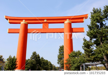平安神宮大鳥居 平安神宮大鳥居 Vermillion 101735203