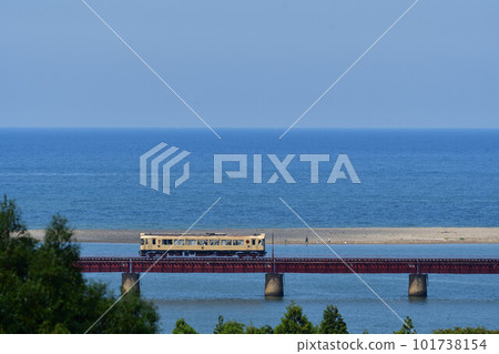 From Yuragawa Bridge From Yuragawa Bridge 101738154