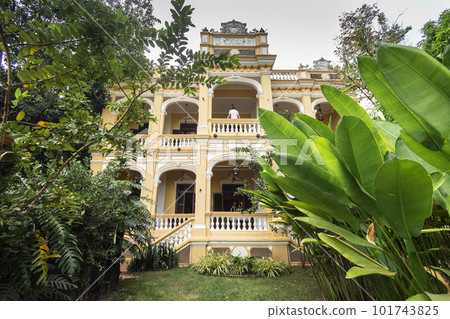 french colonial mansion building exterior in chhlong near kratie in cambodia french colonial mansion building exterior in chhlong near kratie in cambodia 101743825