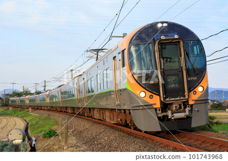8600系列特快“Shiokaze”和特快“Ishizuchi”(JR四國) 8600系列特快“Shiokaze”和特快“Ishizuchi”(JR四國) 101743968
