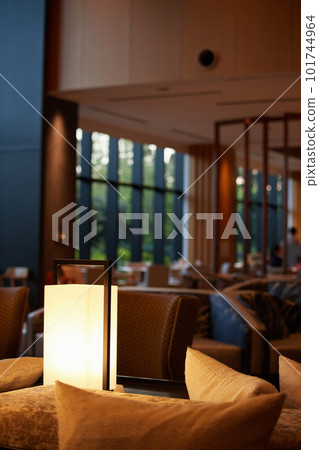 安靜時尚的酒店餐廳風景 安靜時尚的酒店餐廳風景 101744964