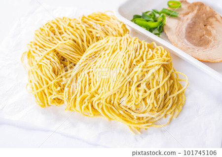 raw ramen and grilled pork raw ramen and grilled pork 101745106