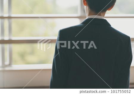 back view, young man, junior high school student 101755052