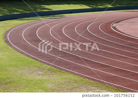 Land track 101756152