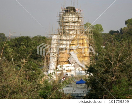 Giant Buddha statue in Pago, Myanmar Giant Buddha statue in Pago, Myanmar 101759209