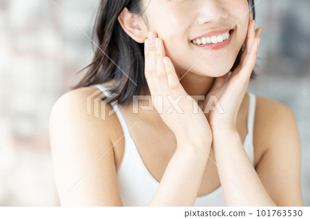 A young woman doing skin care A young woman doing skin care 101763530