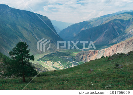 Valley of the river of Chulyshman Valley of the river of Chulyshman 101766669