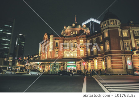 3 Nov 2013 the Marunouchi, Tokyo Station in Tokyo, Japan 3 Nov 2013 the Marunouchi, Tokyo Station in Tokyo, Japan 101768182