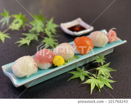 日本料理可愛手鞠壽司 101768243