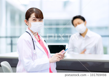 Female doctor examination Female doctor examination 101769498