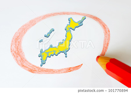 用紅鉛筆圈日本 101770894